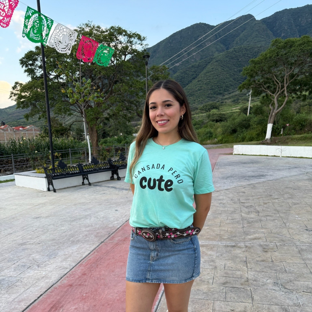 Cansada Pero Cute - Short Sleeve Tee